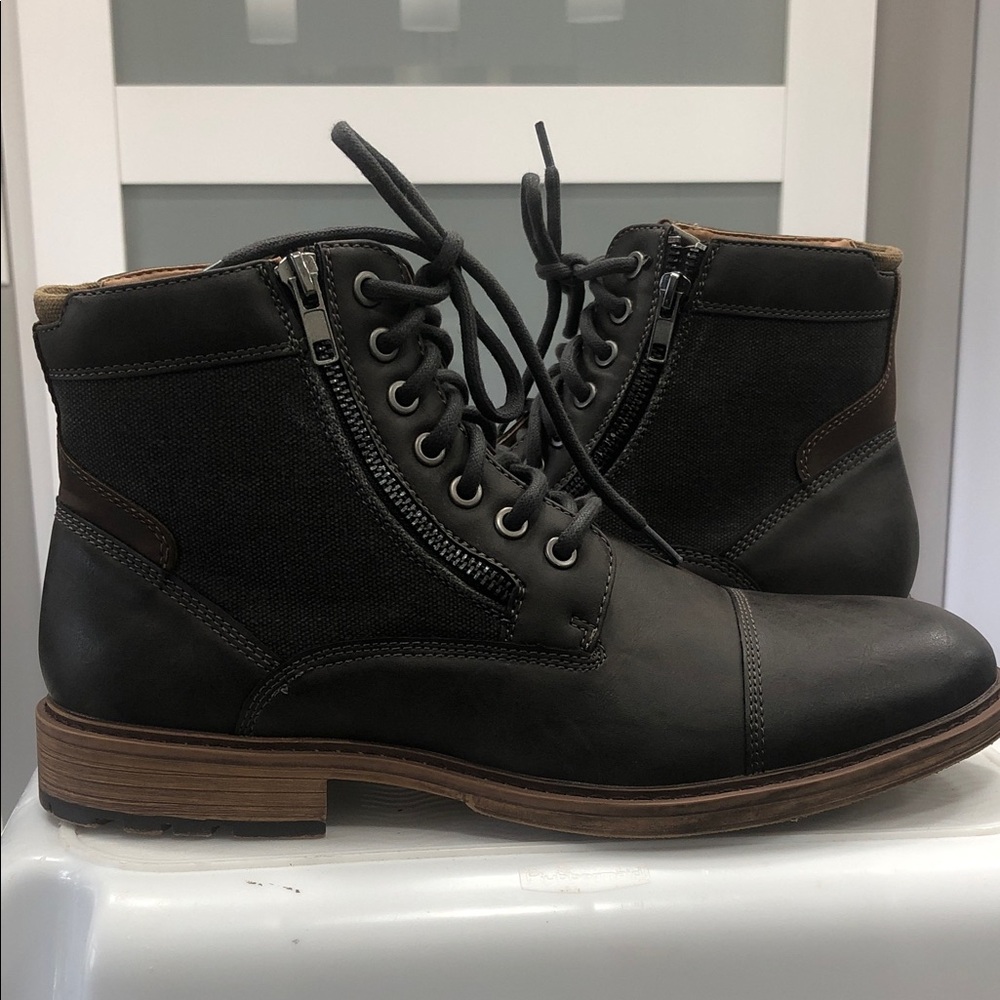 🥾Denver Hayes Men’s Dark Grey Ankle Boots – Size 9.5 - Like new
